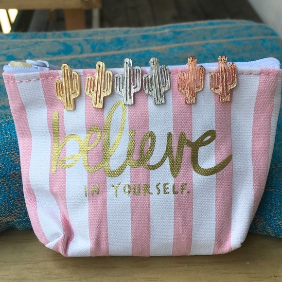 Dainty cactus earrings ONE SET LEFT - Picture 3 of 7